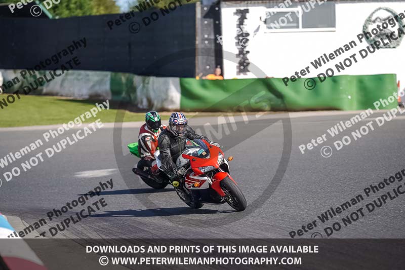 enduro digital images;event digital images;eventdigitalimages;mallory park;mallory park photographs;mallory park trackday;mallory park trackday photographs;no limits trackdays;peter wileman photography;racing digital images;trackday digital images;trackday photos